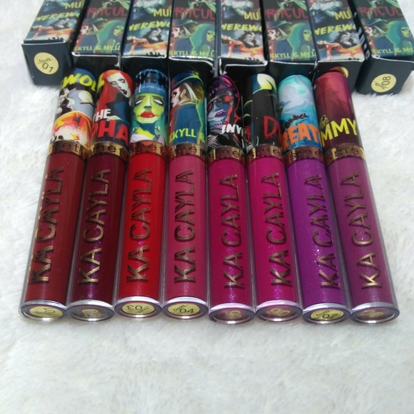 Lipstick - Picture 5 of 8